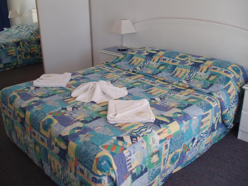 The Sands Surfers Paradise Rum bild