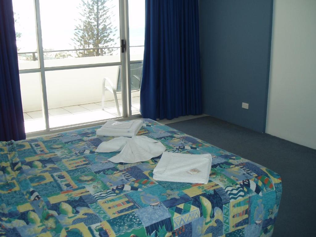 The Sands Surfers Paradise Rum bild